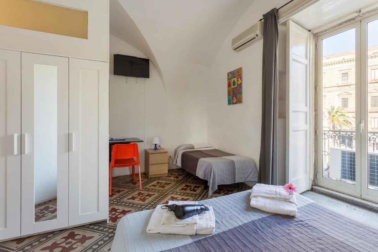 Da Gianni E Lucia Rooms With Bathroom In The City Center Katania Zewnętrze zdjęcie
