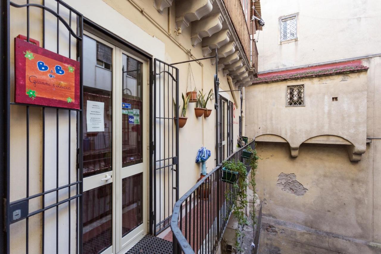Da Gianni E Lucia Rooms With Bathroom In The City Center Katania Zewnętrze zdjęcie